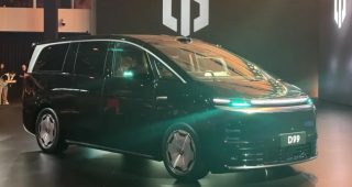 Leapmotor D99 เปิดตัวอย่างเป็นทางการในจีน! รถ MPV สายหรูสุดล้ำ มีทั้งรุ่น ไฟฟ้าล้วน BEV และรุ่น EREV ราคาเริ่มต้นราว 1,220,000.-