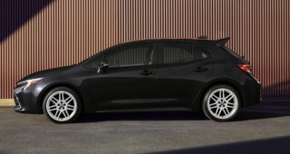 Toyota Corolla Hatchback รุ่นปี 2027 อัปเกรดจอใหญ่ขึ้น เพิ่มล้อสีขาวสุดเท่ แต่ต้องบอกลาเวอร์ชัน FX ที่หลายคนชื่นชอบ