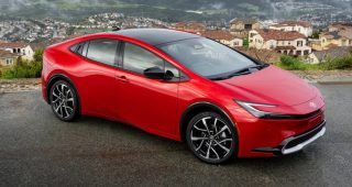 Toyota Prius ปี 2027 เปิดตัวพร้อมสีใหม่ ปรับอุปกรณ์มาตรฐานเล็กน้อย ราคาแพงขึ้น ท่ามกลางยอดขายที่ร่วงหนักในสหรัฐฯ