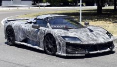 หายากกว่าเดิม! Ferrari F80 Aperta ไฮเปอร์คาร์เปิดหลังคา ขุมพลัง V6 ไฮบริด 1,184 แรงม้า เร่ง 0-100 ใน 2.15 วินาที ผลิตเพียง 399 คัน”