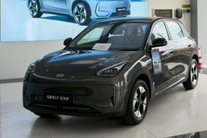ธนบุรีนอยสเติน ฉลองความสำเร็จ GEELY EX2 ส่งมอบทะลุ 10,000 คัน ในไทย! พร้อมเดินหน้าขยายโชว์รูมทั่วประเทศ