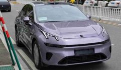 Lynk & Co 02 โฉมใหม่ เตรียมเปิดตัวในจีนไตรมาส 3 ปี 2026 อัปเกรดแพลตฟอร์ม 800V พร้อม LiDAR และชาร์จไวระดับ 6C