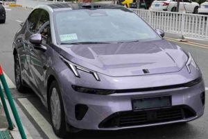 Lynk & Co 02 โฉมใหม่ เตรียมเปิดตัวในจีนไตรมาส 3 ปี 2026 อัปเกรดแพลตฟอร์ม 800V พร้อม LiDAR และชาร์จไวระดับ 6C