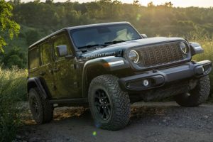สายลุยแต่งเข้ม! Jeep Wrangler Smoky Mountain รุ่นพิเศษแฝงกิมมิกแม่หมีสุดเก๋