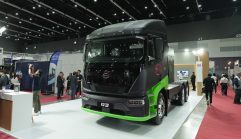 ลุยงาน TILOG 2026! BYD และ RÊVER ขนทัพรถบรรทุกไฟฟ้า T35 และ Q3 ยกระดับโลจิสติกส์ไทย