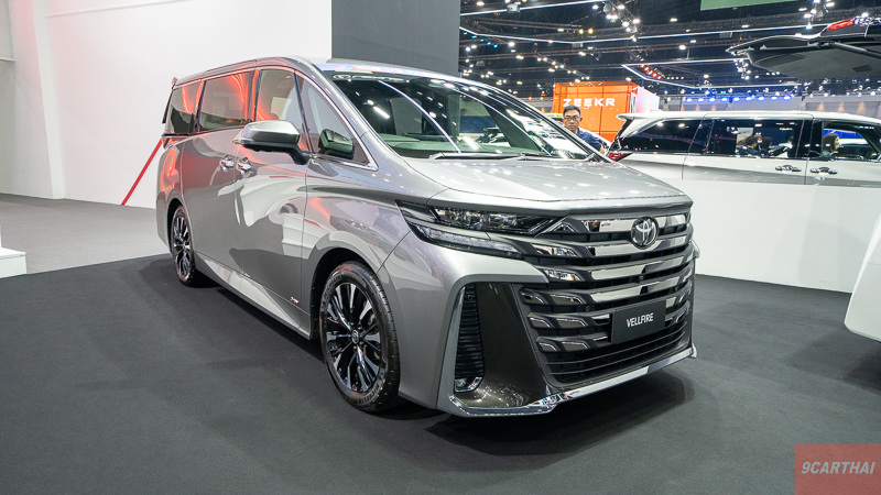 TOYOTA VELLFIRE