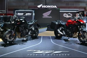 ครั้งแรกในไทย! Honda CB1000GT สปอร์ตทัวร์ริ่ง 4 สูบ ถอดแบบ CBR Fireblade เปิดตัวในงาน BIG MOTOR SALE 2026