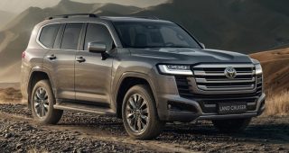 ยกเลิกเครื่องเบนซิน V6! Toyota Land Cruiser 300 ใหม่ เสริมขุมพลังไฮบริด 457 แรงม้า