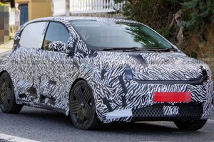 หลุดขณะทดสอบ! Nissan Wave ซิตี้คาร์ไฟฟ้าใหม่ ยืมแพลตฟอร์ม Renault Twingo วิ่งไกล 263 กม.