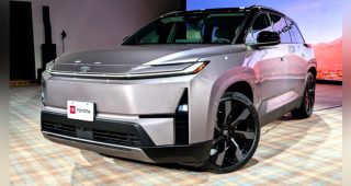 โต้ข่าวลือ! Toyota Highlander EV ยืนยันผลิตตามแผนเดิม ไม่ได้เลื่อนซ้ำ