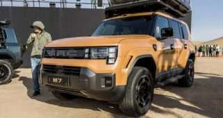 GAC Yue 7 รถ SUV สายลุยทรงกล่อง PHEV มอเตอร์คู่ 570 แรงม้า วิ่งไฟฟ้าไกล 261 กม.