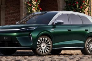 เผยภาพภายใน! BYD Tang EV เจนใหม่ หรูหราสุดล้ำ ยัดจอใหญ่