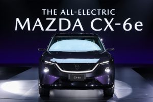 เปิดตัวแล้วในไทย! Mazda CX-6e รถ SUV ไฟฟ้า 100% วิ่งไกล 555 กม. เคาะราคา 1,259,000 บาท
